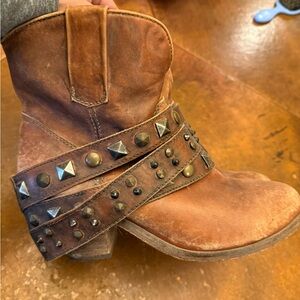 Corral booties - size 9 GUC